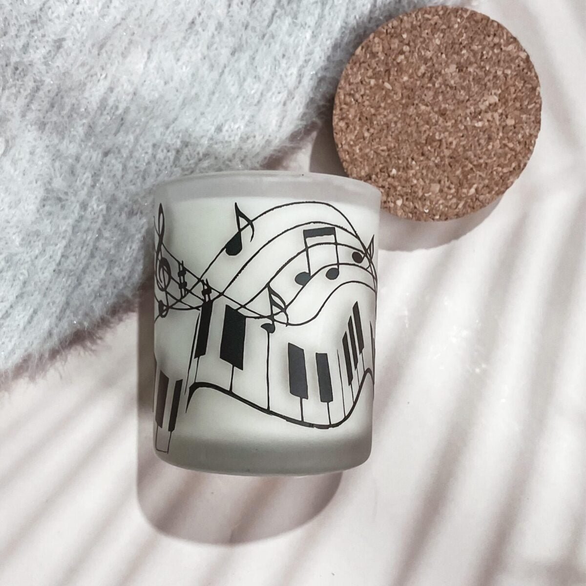 Melomaniac candle