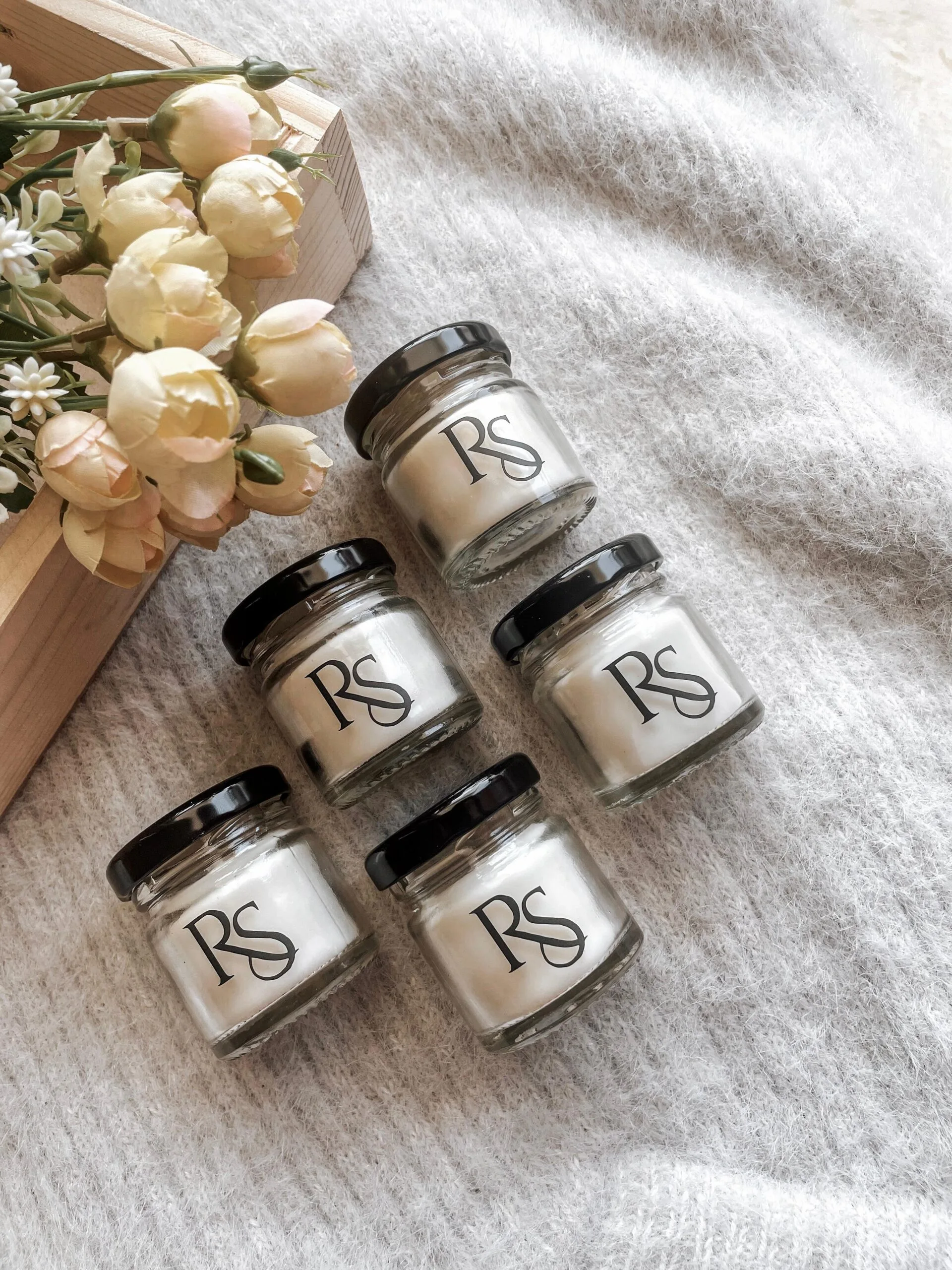 Mini jar candle with initial vinyl - Image 8