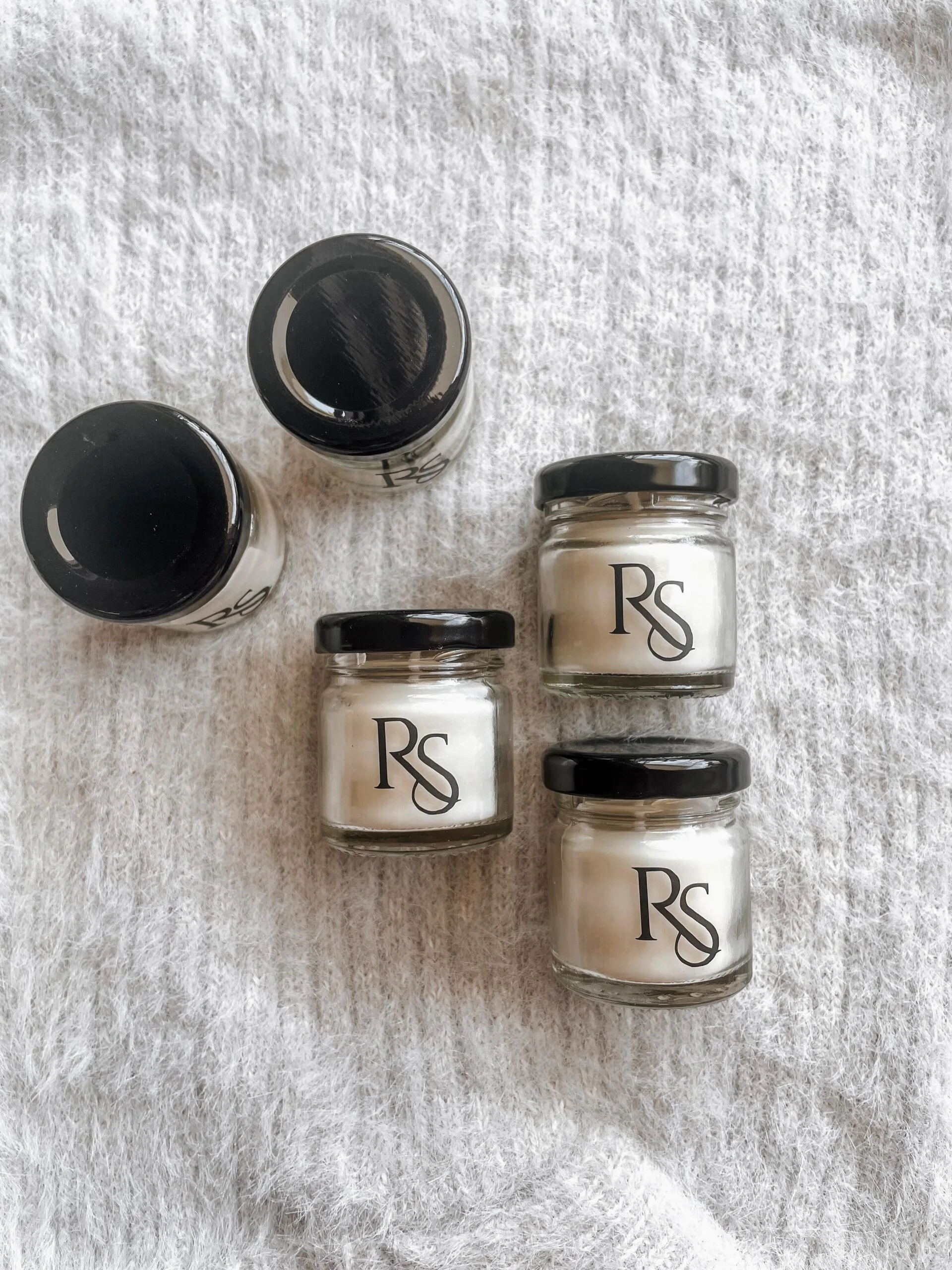 Mini jar candle with initial vinyl - Image 6
